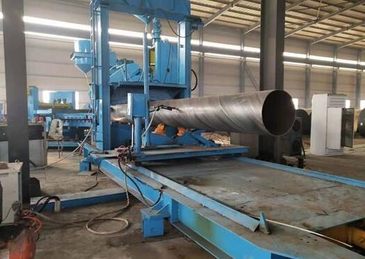 螺旋<a href=http://m.njfangyuan.cn target=_blank class=infotextkey>焊接鋼管</a>水淬火設備的設計及應用